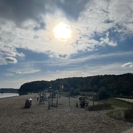 Lieblingsplatz -wunderschoen, Mit Blick Auf Foerde Appartement *